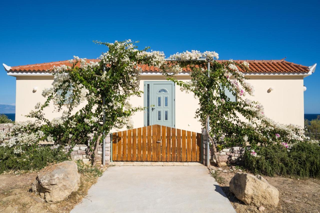 Seafront Studio With Direct Beach Access Koróni Exterior foto